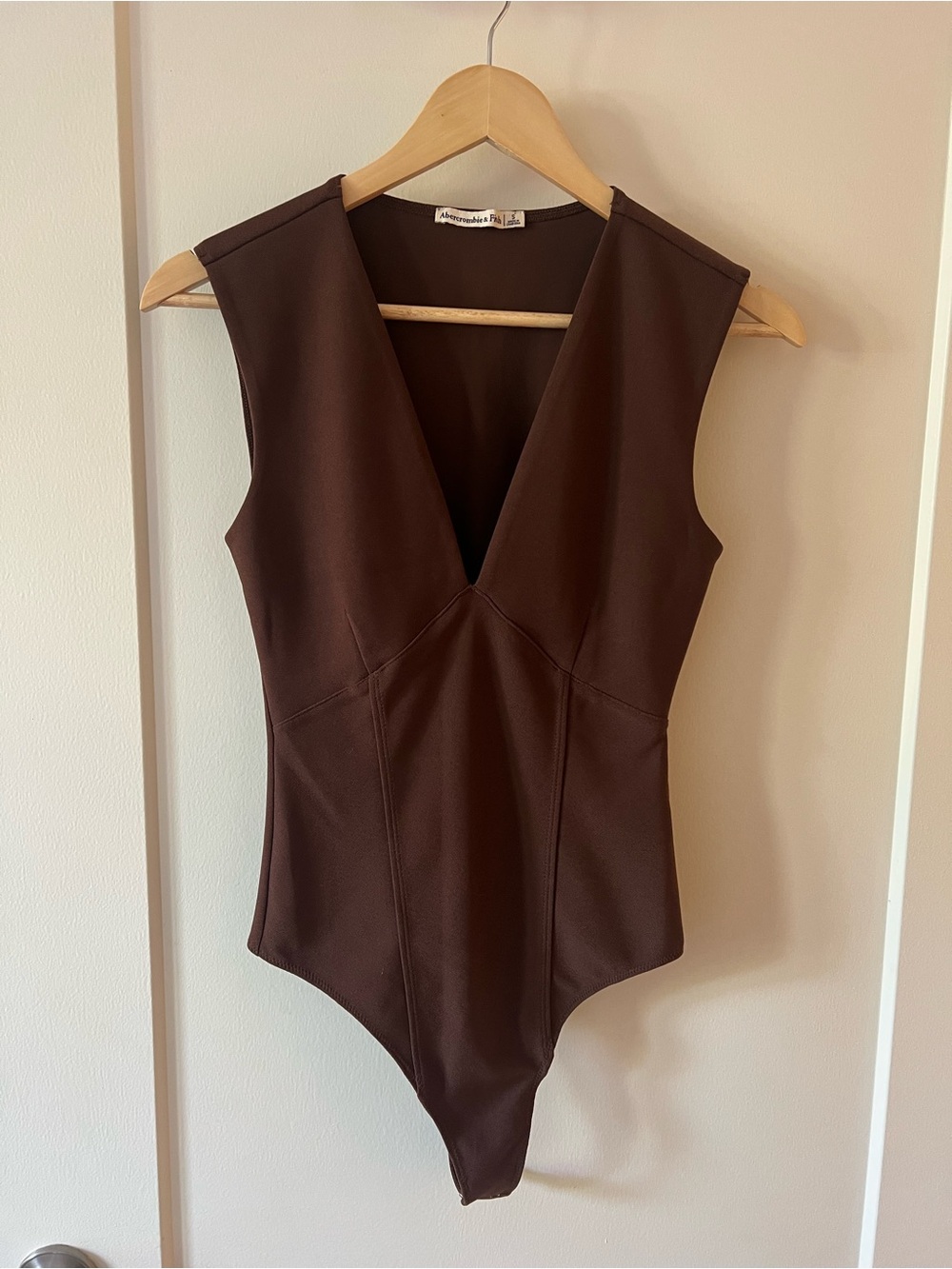 Abercrombie and Finch Sleeveless Brown V-Neck One Piece Bodysuit